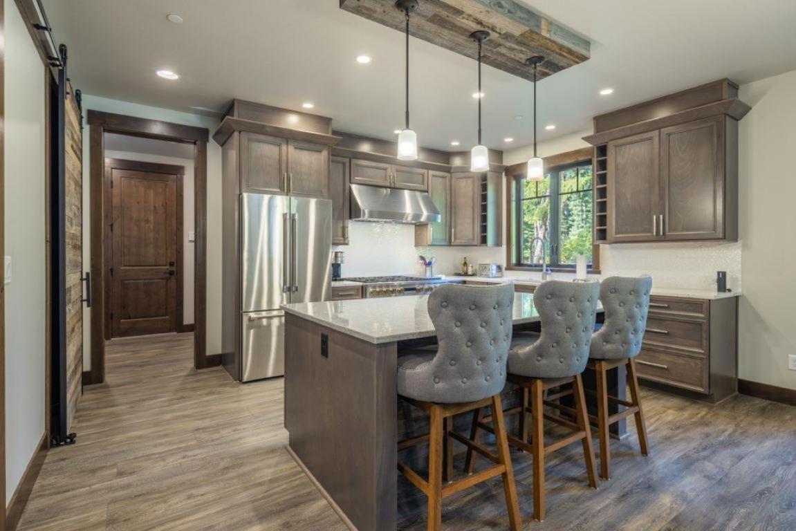 Suncadia 4 Bdrm Home Beautiful Floor To Ceiling Fireplace Кли Елъм Екстериор снимка